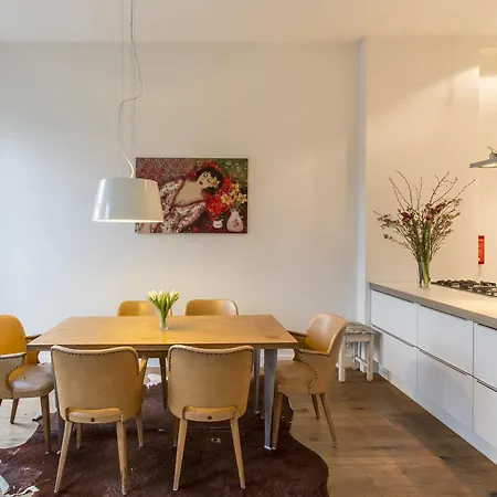 Stadhouderskade Apartment